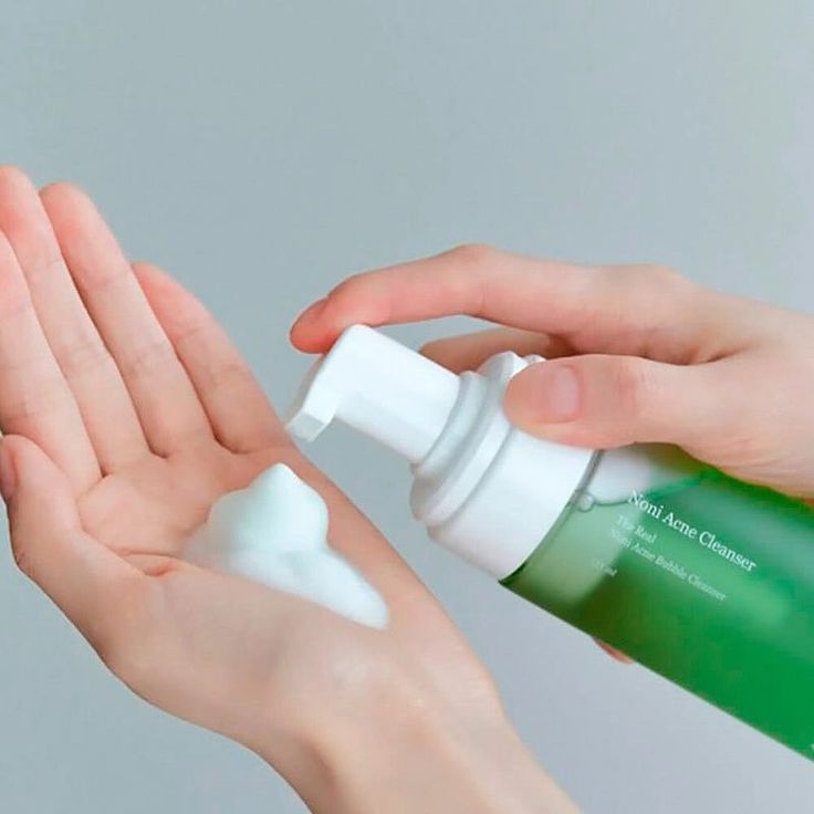 Celimax - Limpiador en burbujas para acné The real Noni [155ml]